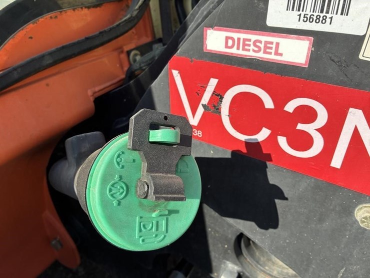 2015-jlg-g5-18a-image-11