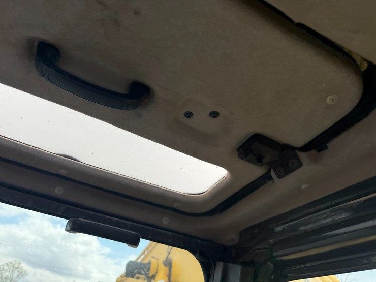 komatsu-pc160-lc-7ka-image-116