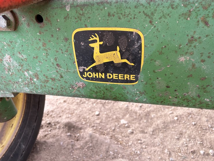 john-deere-1075-image-11