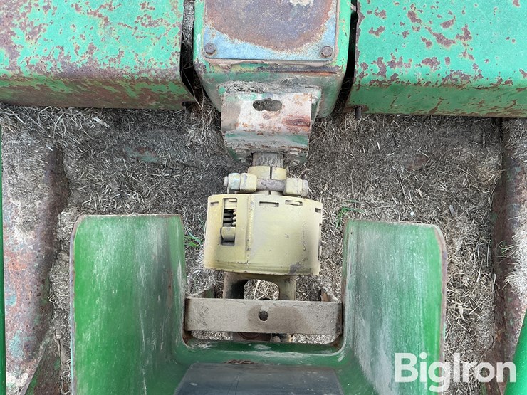 john-deere-1418-image-14