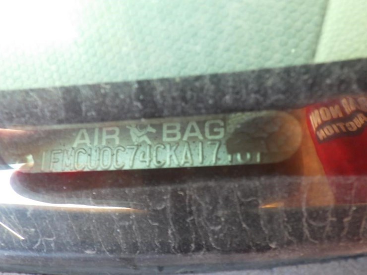 2012-ford-escape-image-15