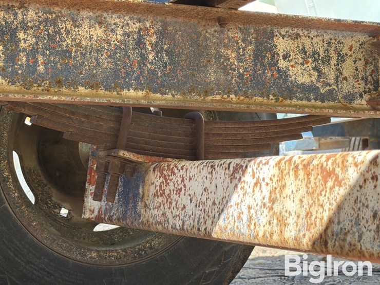 1050-gallon-t/a-nurse-tank-trailer-image-19