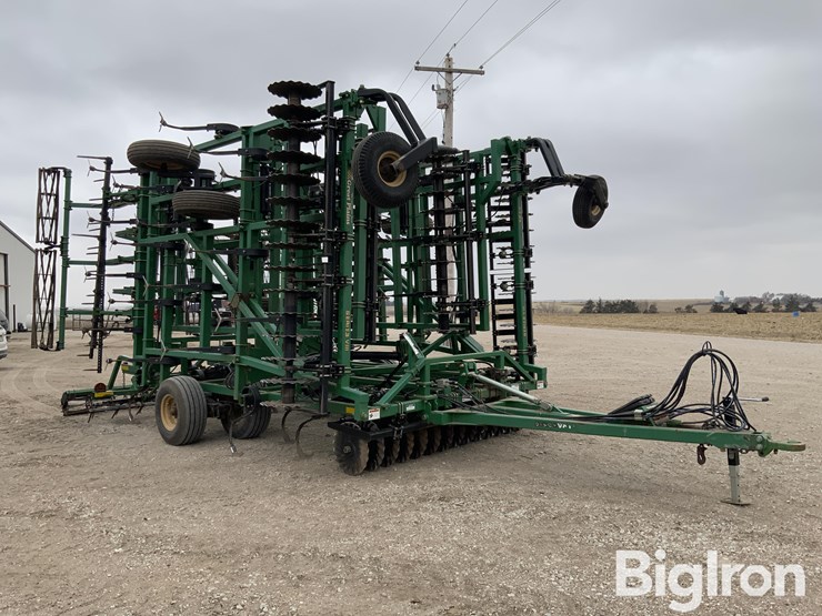 2016-great-plains-8544dv-image-3