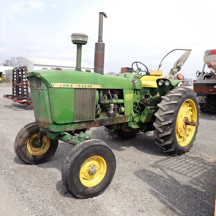 JOHN DEERE 4020D