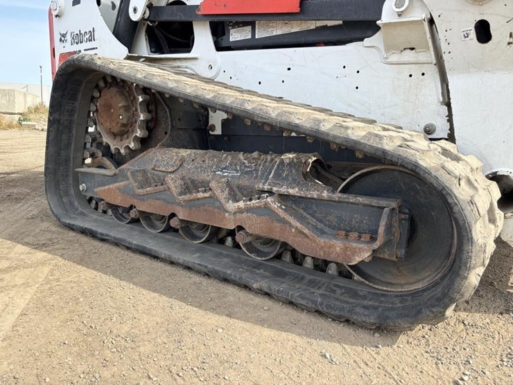 2017-bobcat-t650-image-19