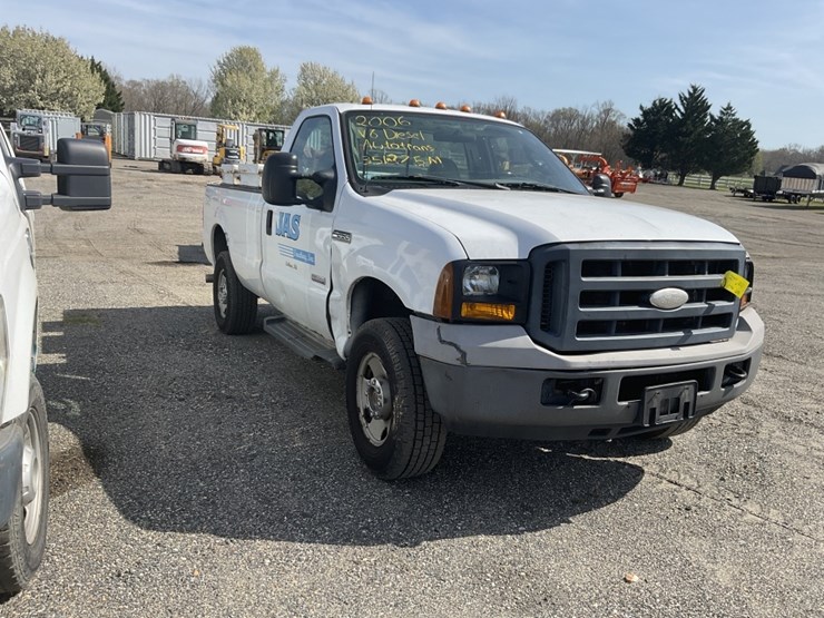 2006-ford-f250-xl-image-3