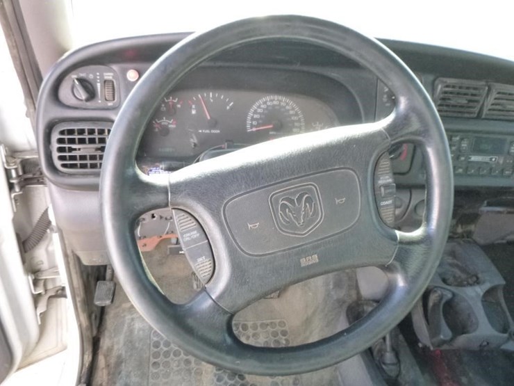 1999-dodge-ram-3500-image-11