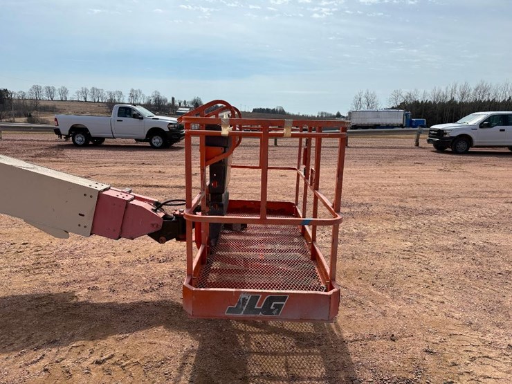 jlg-600s-image-27