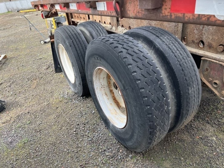 1985-utility-flatbed-image-8