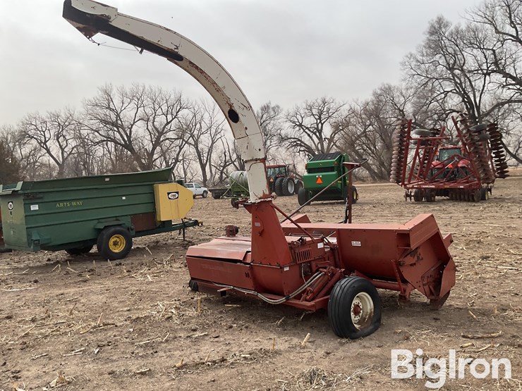 international-555-image-5