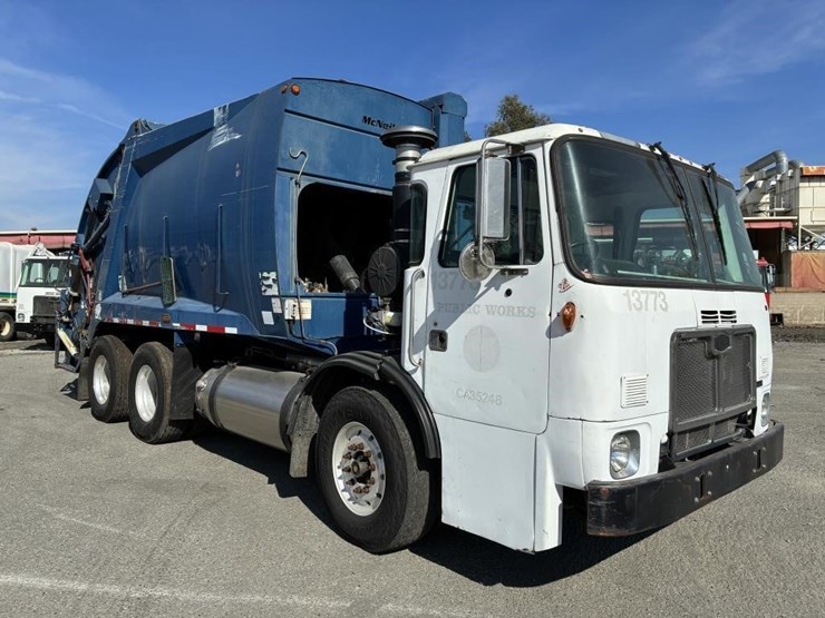 2010-autocar-xpeditor-image-2