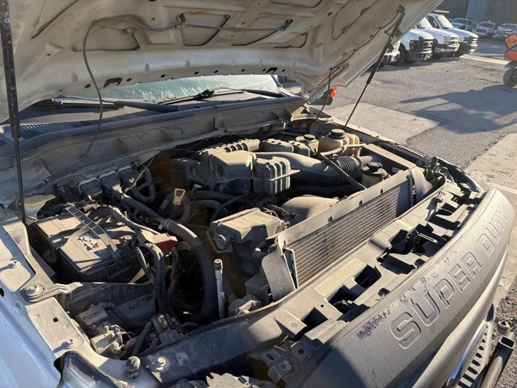 2015-ford-f350-image-7