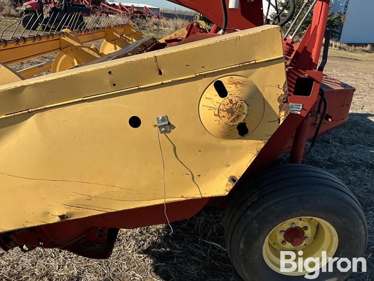 new-holland-116-image-17