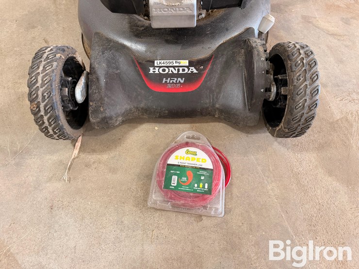 honda-hrn16-push-type-lawn-mower-image-8