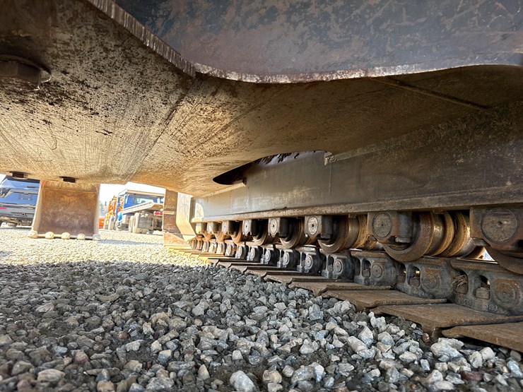 2011-caterpillar-336e-image-86