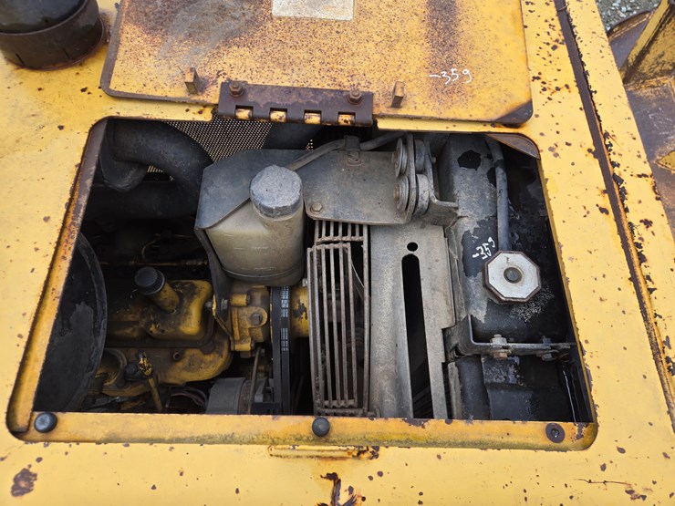 deere-550g-lt-image-43