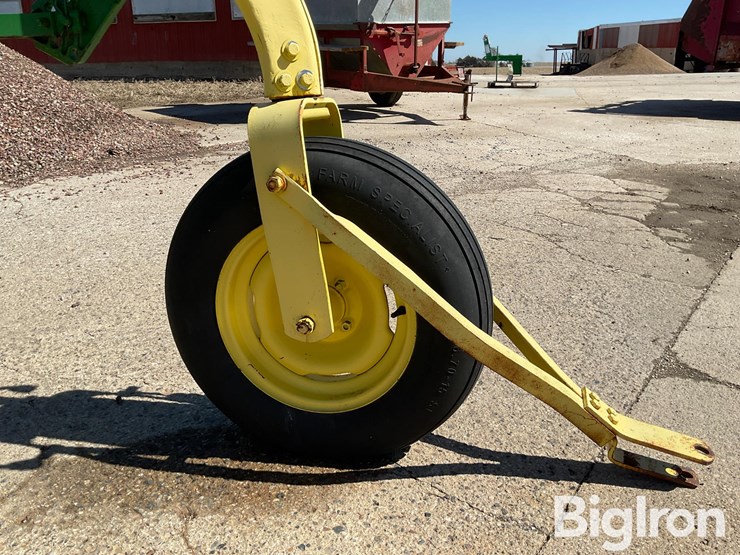 john-deere-640-image-19