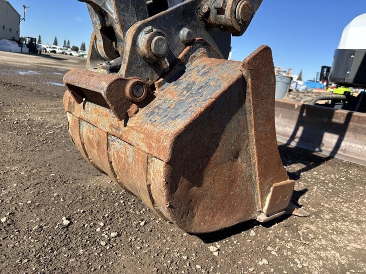 2022-bobcat-e42-image-12