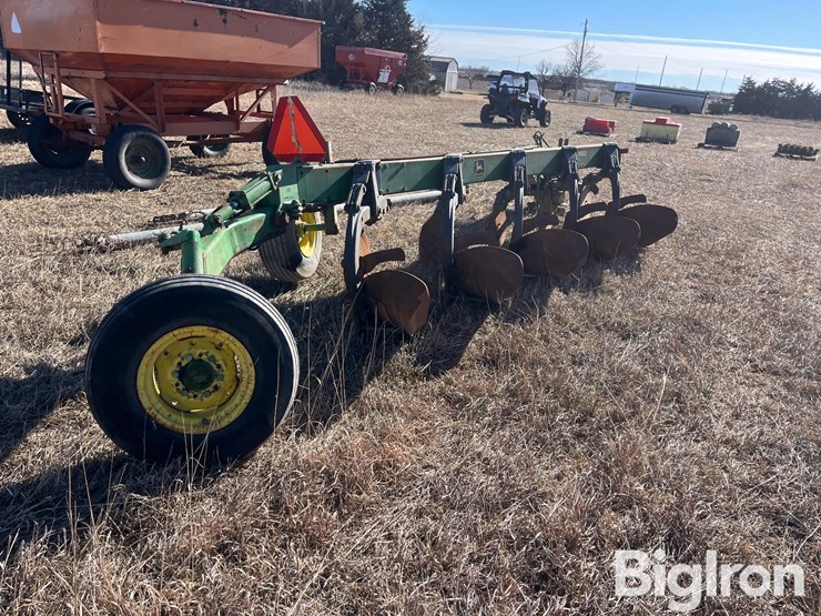 john-deere-2600-image-5