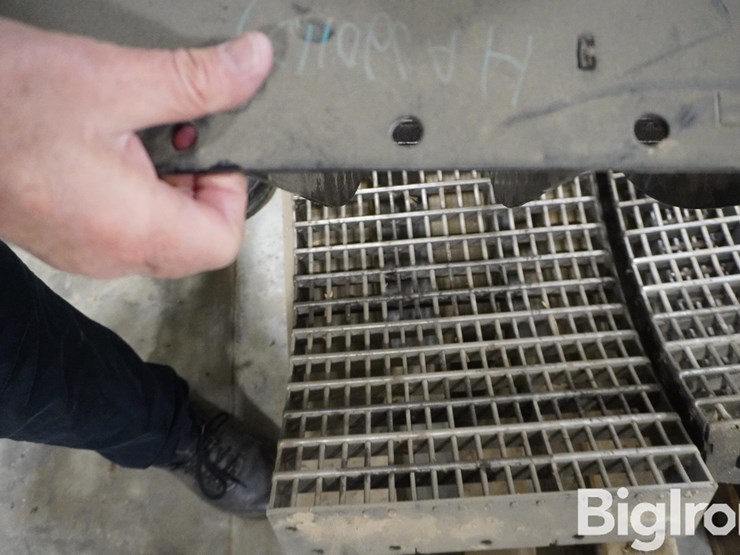 case-ih-7010-image-10