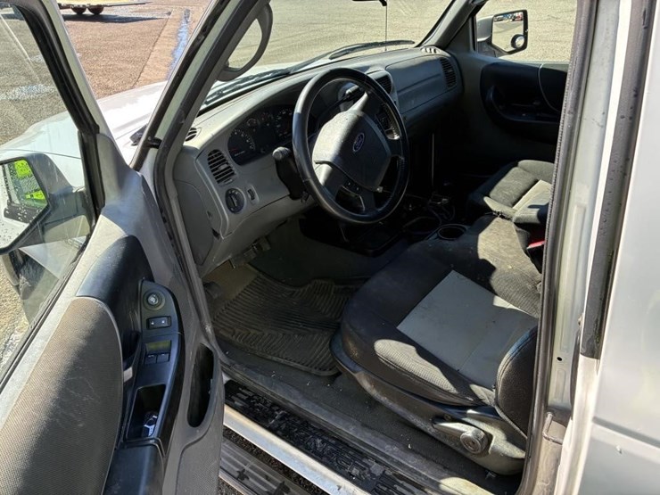 2010-ford-ranger-image-12