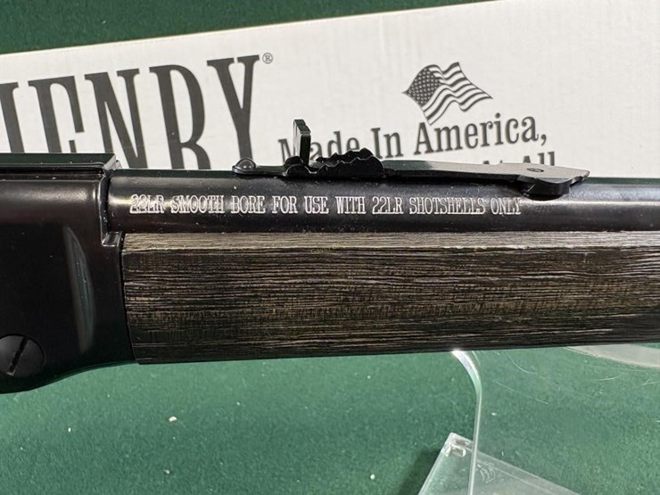 henry-mdl.h001gg-22lr-shotshell-rifle-image-4