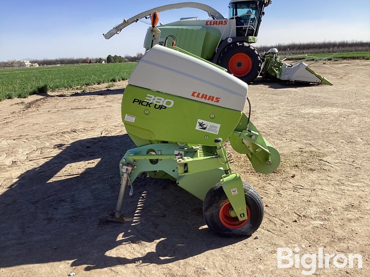 2015-claas-380-image-4