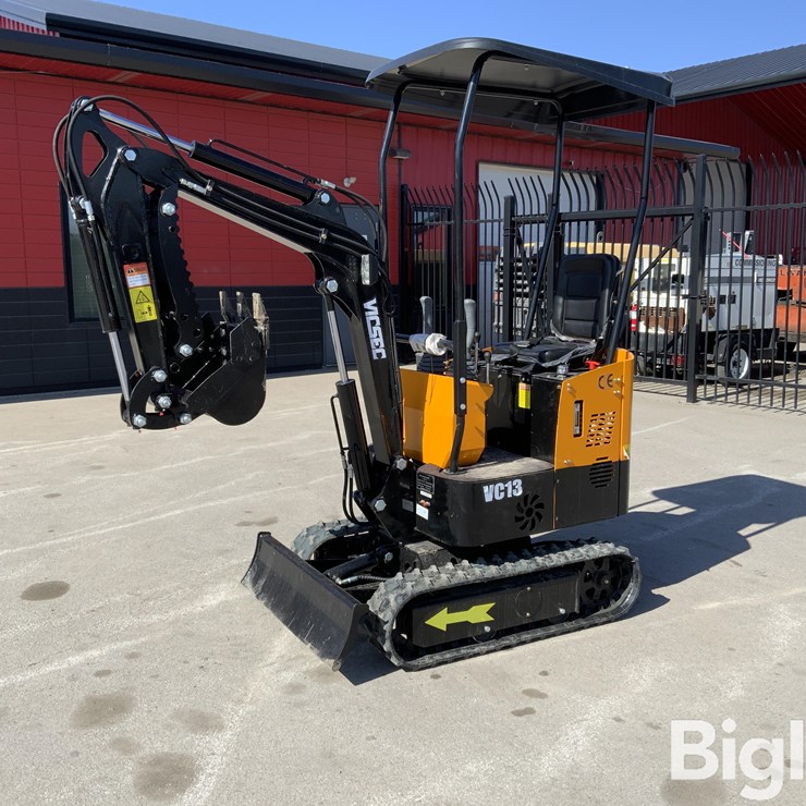 2025 MASSEY-FERGUSON 730