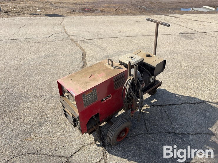 lincoln-weldanpower-225g7-welder-generator-image-5