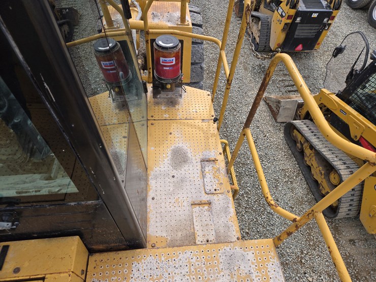 2001-caterpillar-988g-image-67