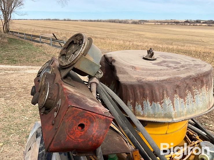 caterpillar-3208-image-11