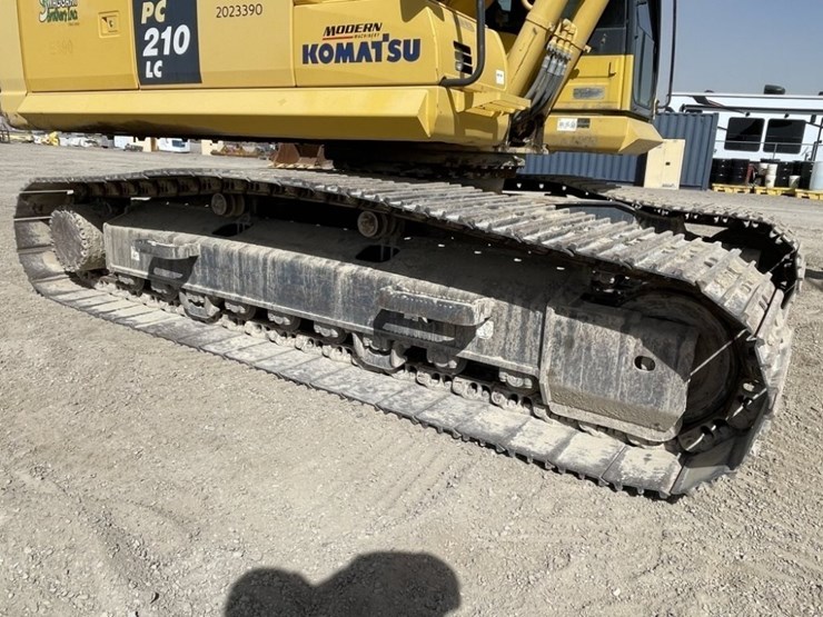 2013-komatsu-pc210-lc-10-image-30