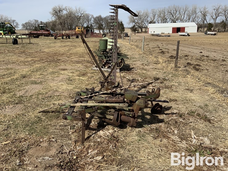 john-deere-7-image-8