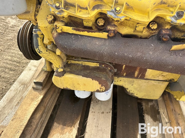 caterpillar-3208-image-17