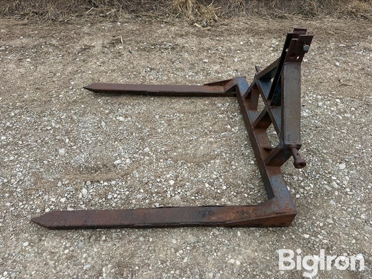 3--pt-mounted-bale-fork-image-8