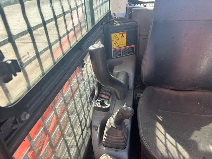 kubota-svl75-image-52