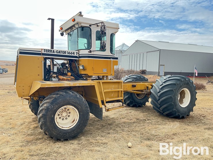 ag-chem-terra-gator-1664t-image-1