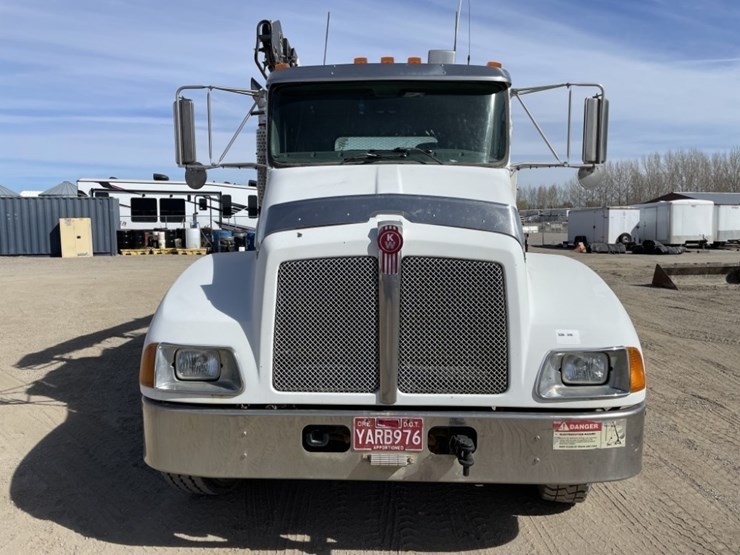 2007-kenworth-t300-image-8