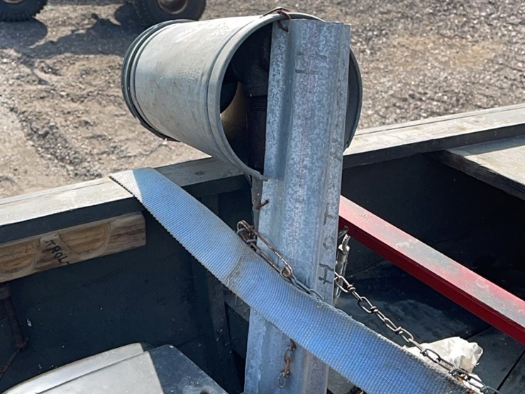 rare-super-nice-wood-reelfoot-lake-calhouns--stump-jumper-boat-with-original-seats-with-trailer-image-14