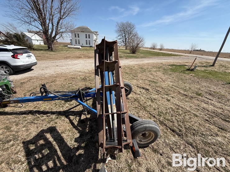 new-holland-195-image-15