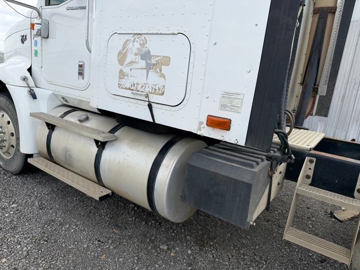 2002-international-9200i-image-28