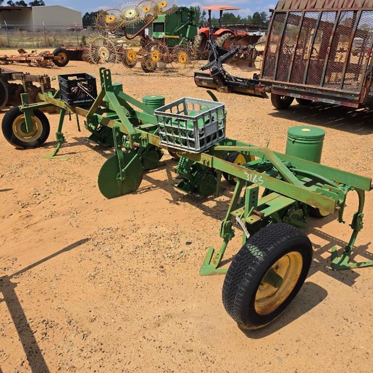 JOHN DEERE 71