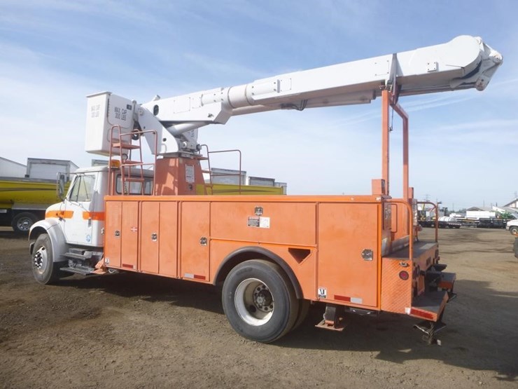 2002-international-4900-image-4