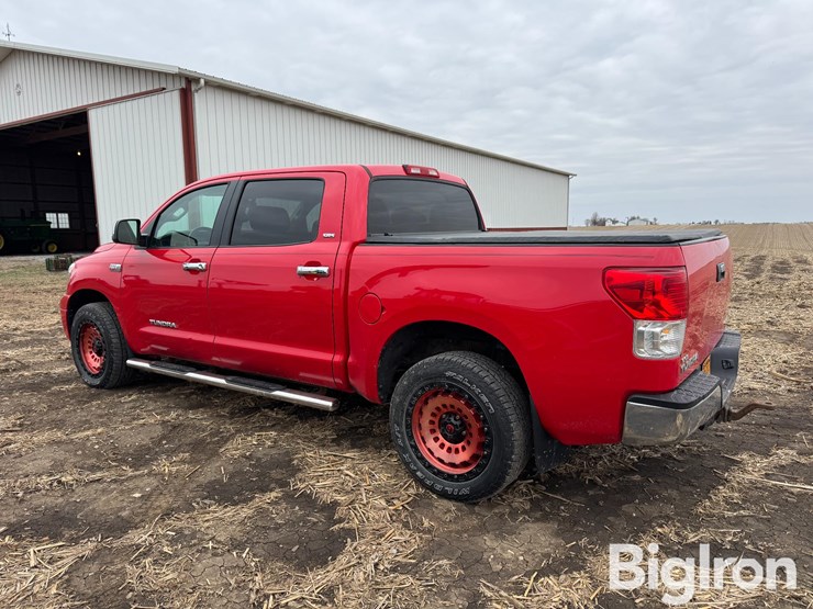 2010-toyota-tundra-image-7