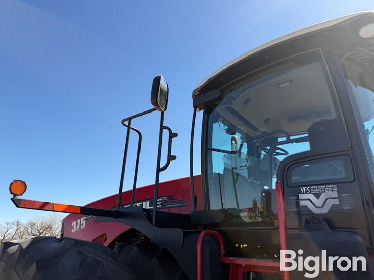 2012-versatile-375-image-11