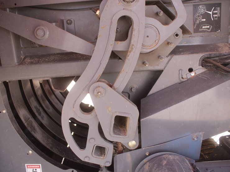 2010-agco-2170-image-82