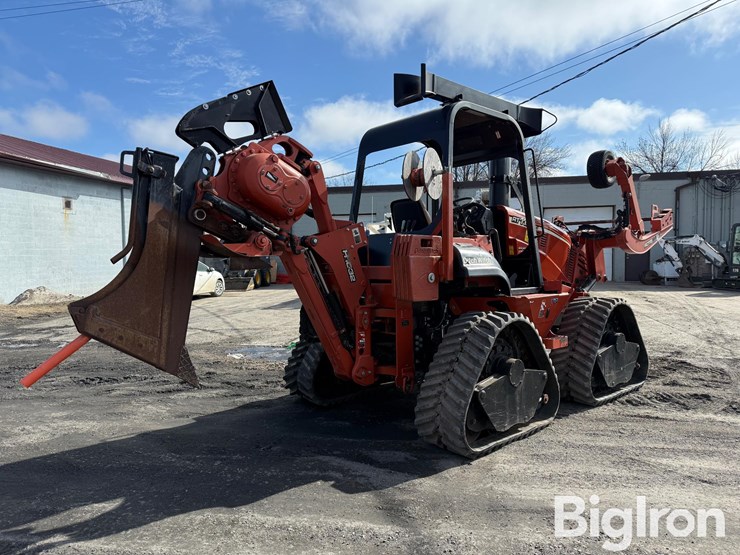 2012-ditch-witch-rt115-quad-image-5
