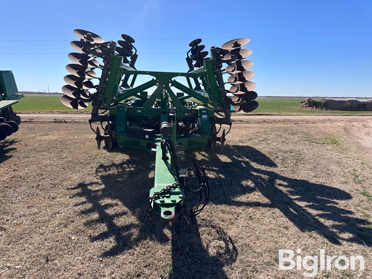 2014-john-deere-2623-image-2