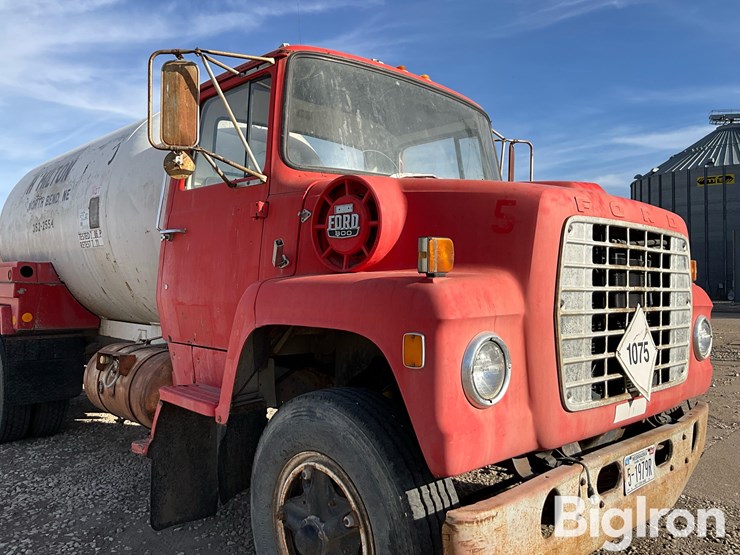 1979-ford-ln800-image-10