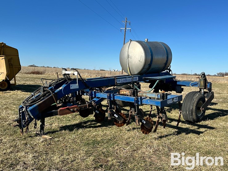 blu-jet-landtracker-9400-image-1